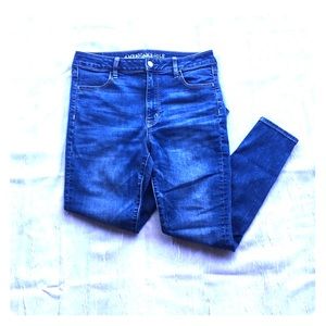 AE high waist Jeans size 8 short